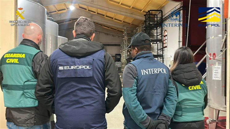 guardia civil interpol
