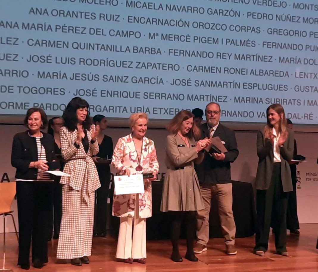 Quintanilla, mujer