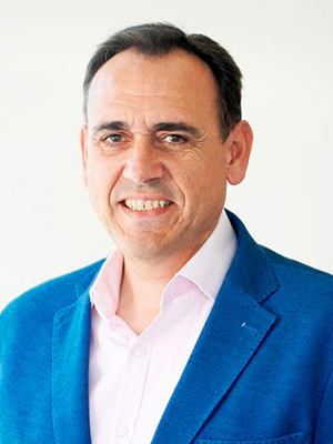 santigado-miguel-casado